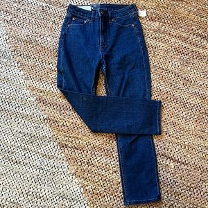 NWT Gap Vintage Slim Sky High Jean 24P/00P